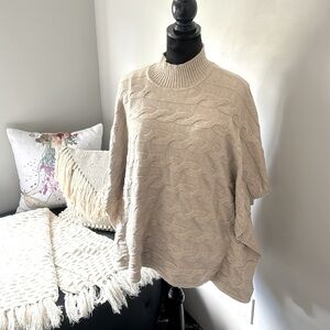 Woman’s cardigan sweater blouse size small /stretch